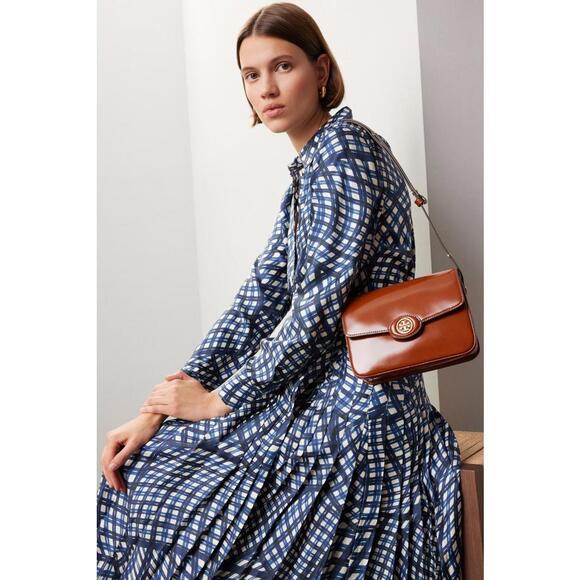 Tory Burch Robinson Patent Leather Bag – As Is (Scratches & Stains) - Picture 2 of 12